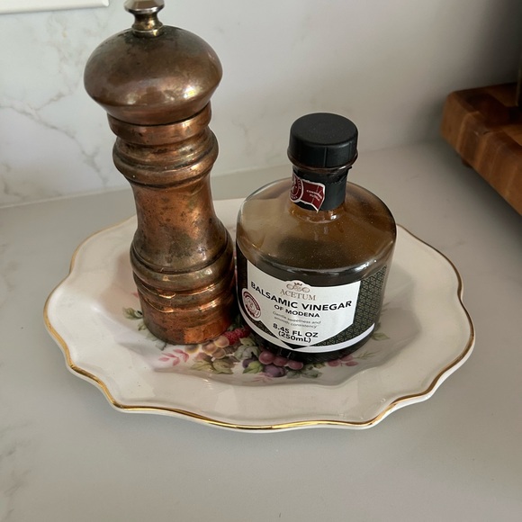 1976 avon collectible from Wedgewood . Perfect for kitchen, bath or bedside - Picture 4 of 5